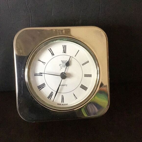 Clock from International Silver some patina shown - Picture 1 of 7